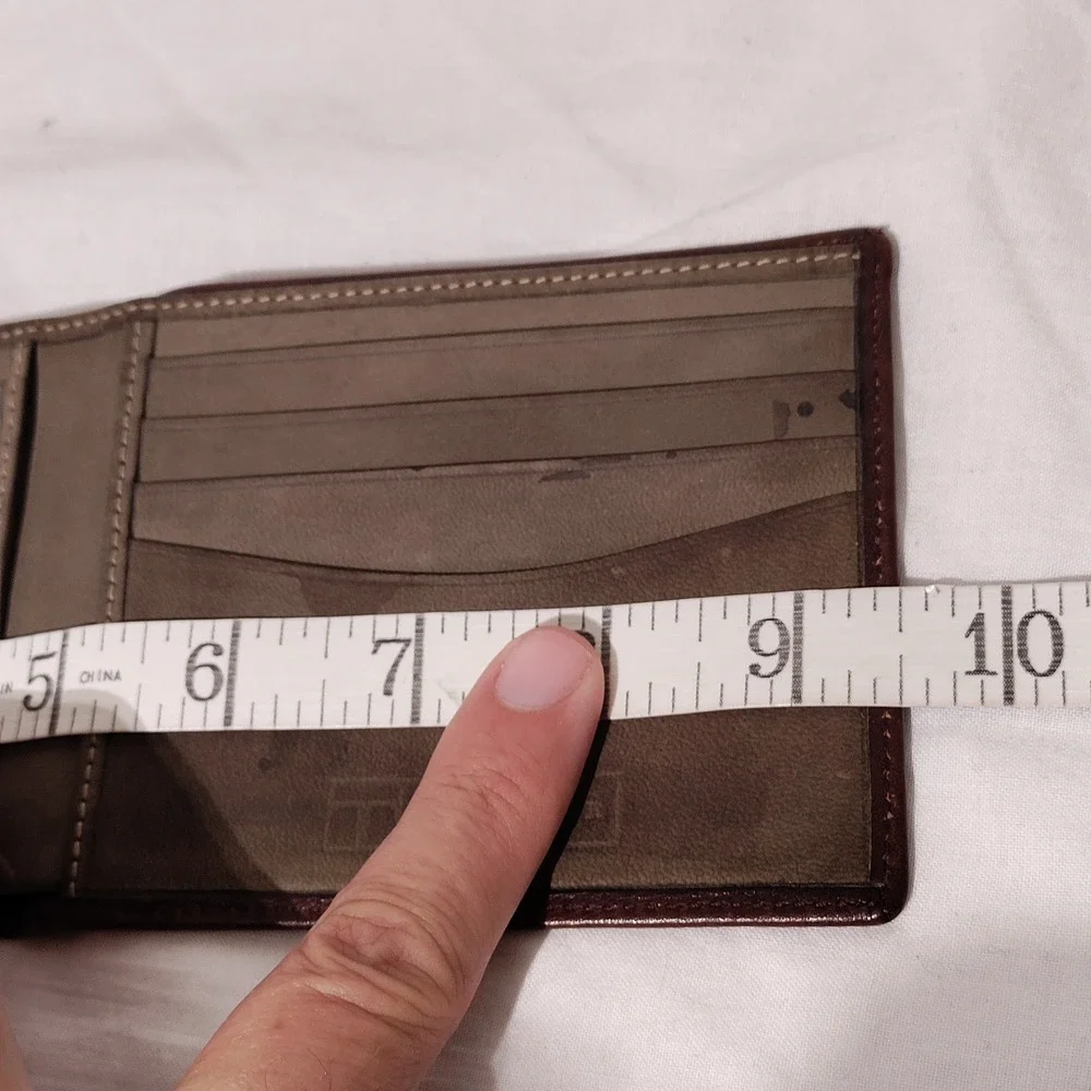 Trafalgar Mens Brown Leather Bifold Wallet Slim Credit Card Billfold -Imperfect